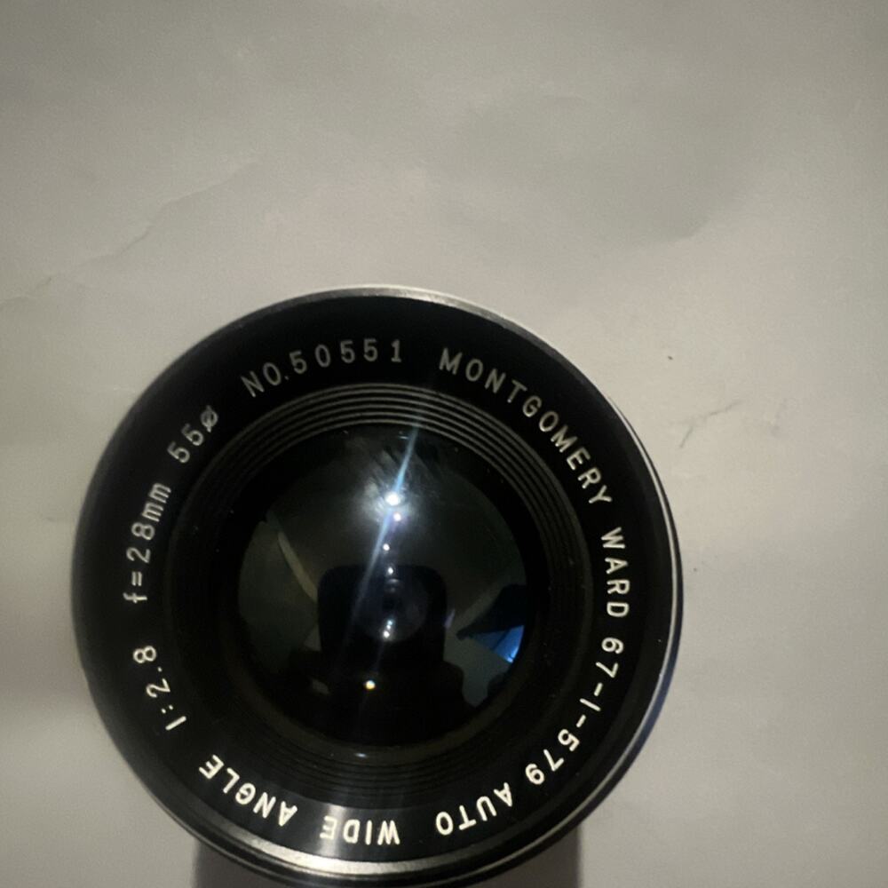 Montgomery Ward Wide Angle Auto Lens 28mm f/2.8 Manual Focus 67-I-579 55mm